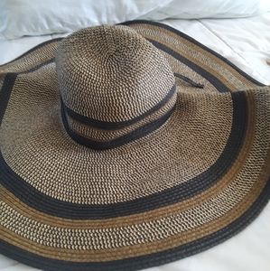 NWT Jessica Simpson Large Sun Beach floppy hat